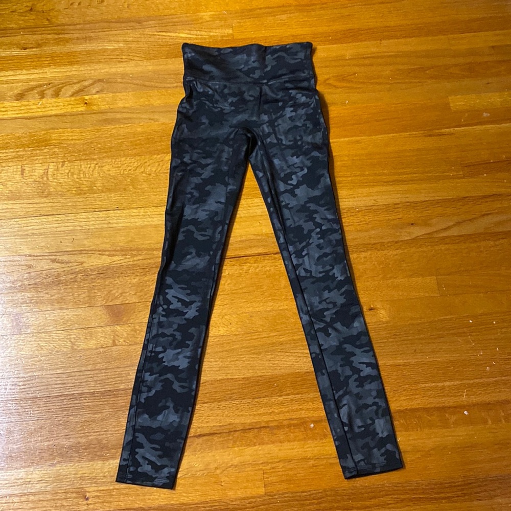 Spanx Camo Matte Leggings